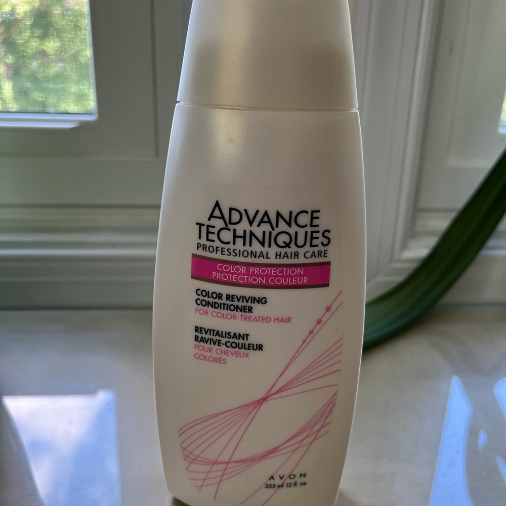 Avon Advance Techniques ‘Color Protection’ Conditioner